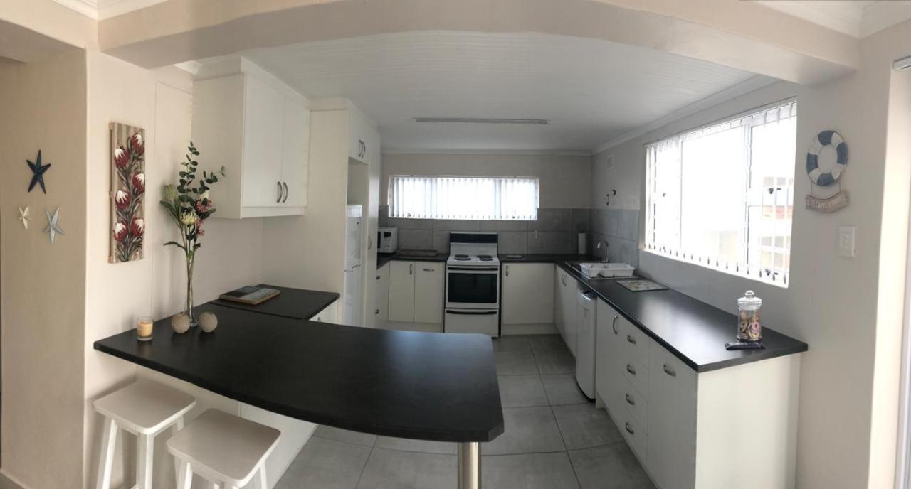 Seaside Place Struisbaai Bagian luar foto